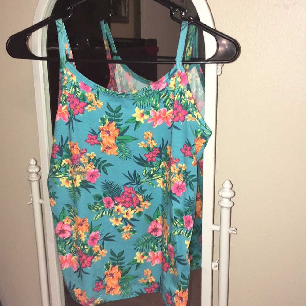 Forever 21 Tank Top Size S